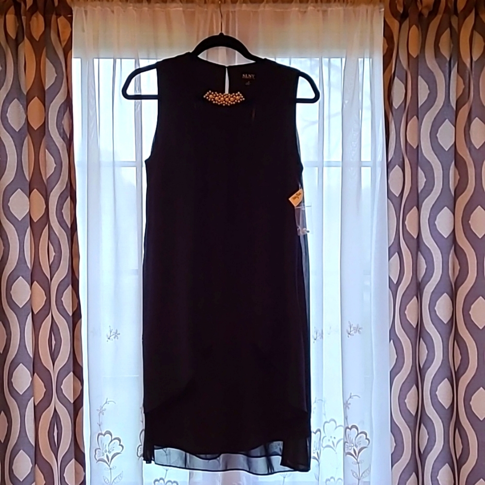 SLNY size 6 Dark Navy chiffon party dress